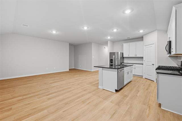 Building Photo - 614 River Rdg Dr