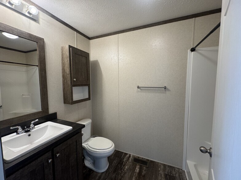 Building Photo - 55 Arbor St