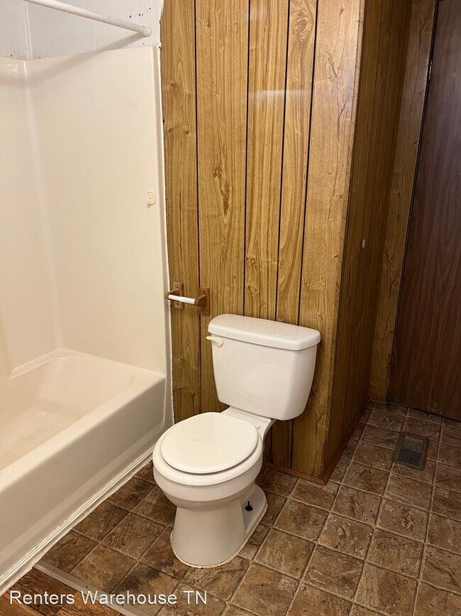 Building Photo - 3 br, 1.5 bath House - 607 Tater Peeler Ro...