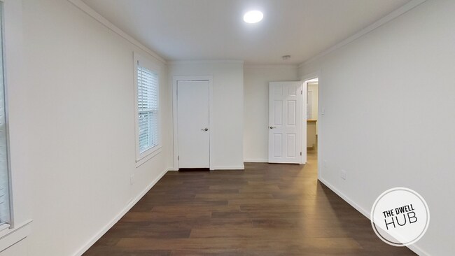 Building Photo - 436 Conger Ave