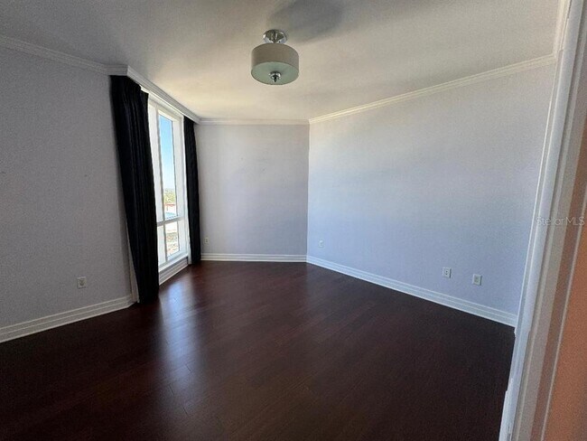 Building Photo - 331 Cleveland St