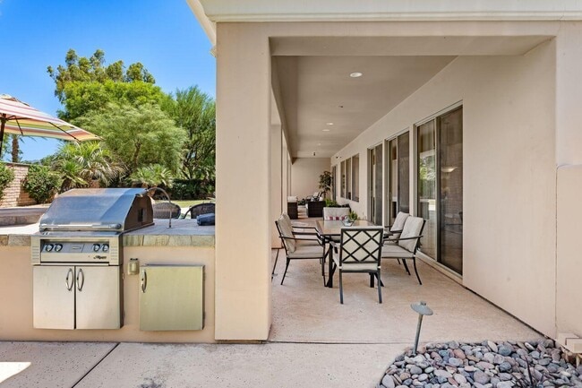 Building Photo - 48476 Bighorn Dr