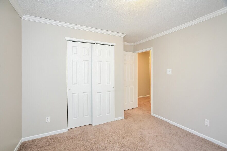 Building Photo - 14456 Orange Blossom Trail