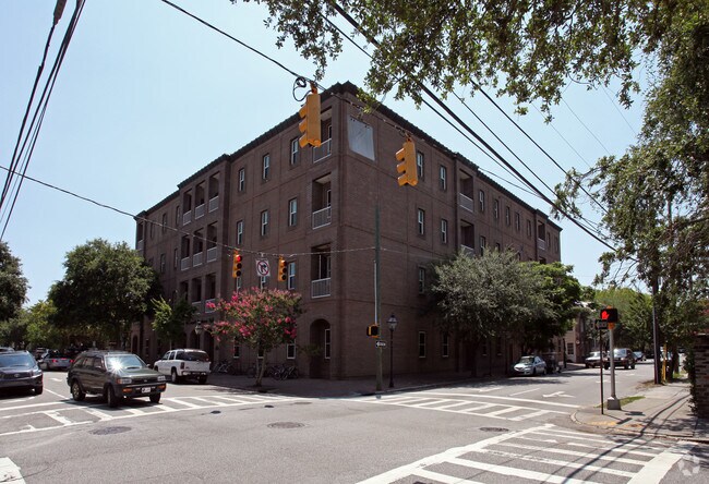 Building Photo - Glen McConnell Residence Hall