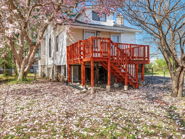 Building Photo - 9932 Jeffrey Dr