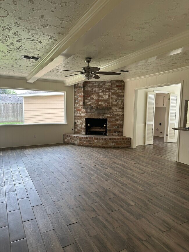 Building Photo - 11719 Scottsdale Dr