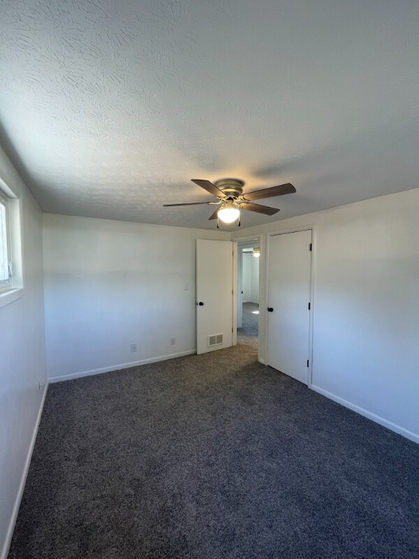 Building Photo - 218 Mouser St