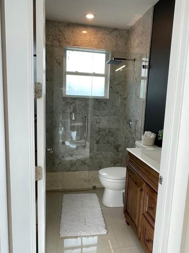 Building Photo - 11710 Paradise Cove Ln