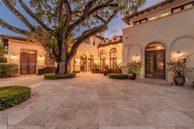 Building Photo - 9801 SW 60th Ct