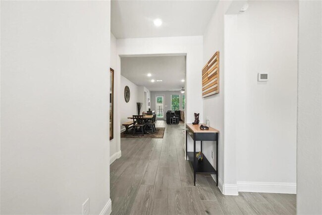 Building Photo - 7315 Honey Creek Ln