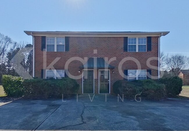 Building Photo - 168 Deer Pkwy