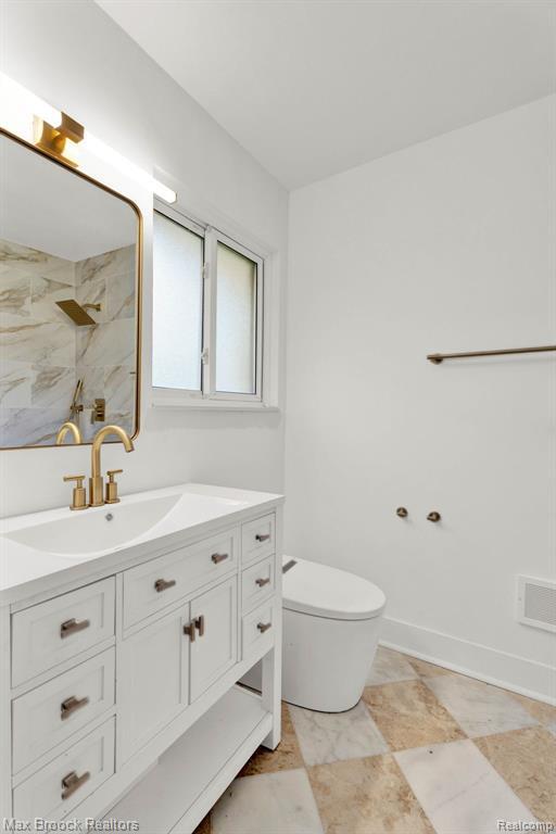 Building Photo - 7011 White Pine Dr