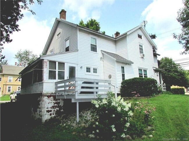 Building Photo - 475 Migeon Ave