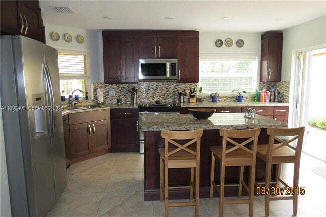 Building Photo - 11841 SW 94th St