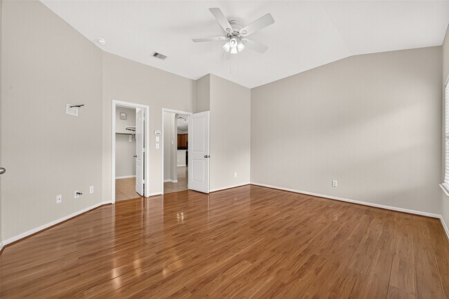Building Photo - 430 Dockside Terrace