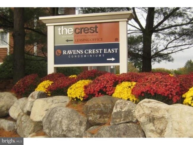 Building Photo - 909 Ravens Crest Dr