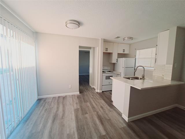 Building Photo - 817 Bluebird Dr