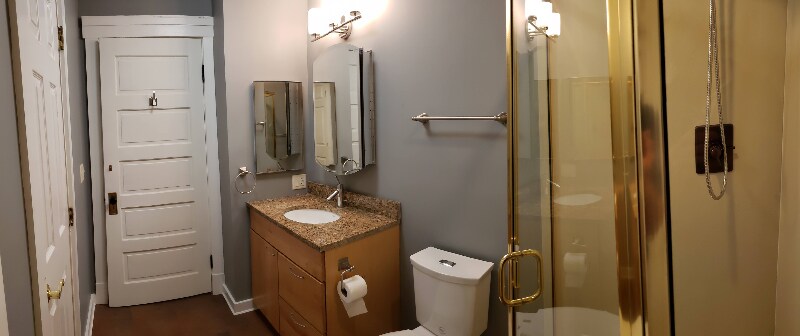 Building Photo - 2413 Vine St