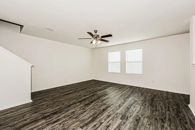 Building Photo - 6831 Brookglen Ln