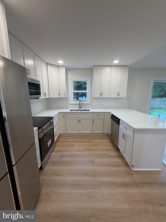 Building Photo - 14949 Madison Ct