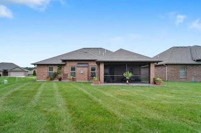 Building Photo - 1808 Trellis Ln