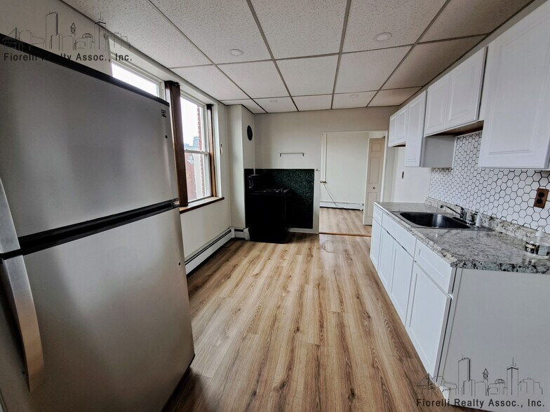 Building Photo - 274 North St