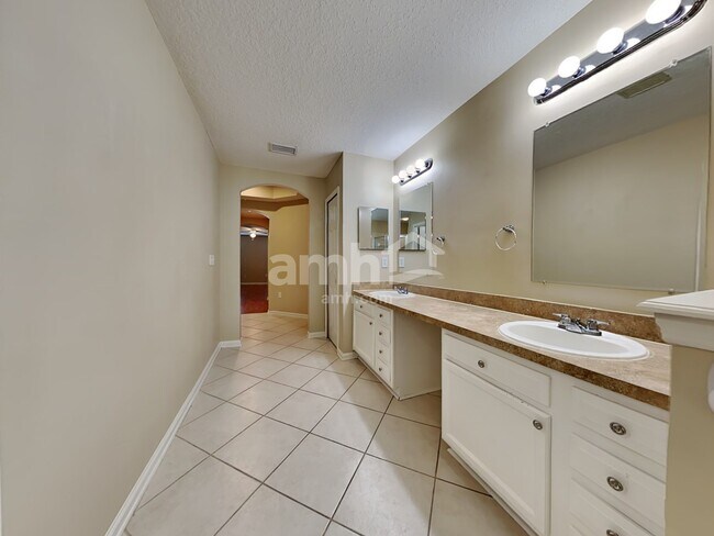 Building Photo - 2657 Snail Kite Court