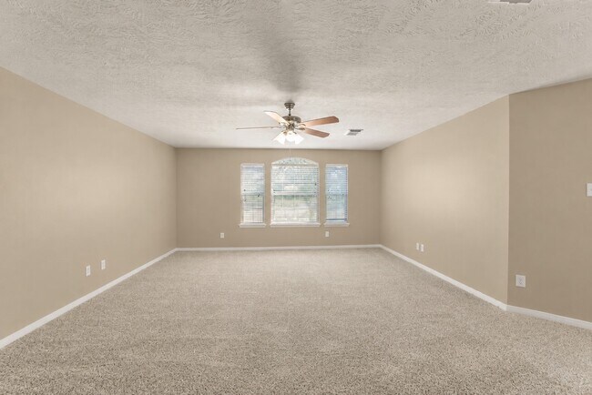 Building Photo - 2414 Falcon Knoll Ln