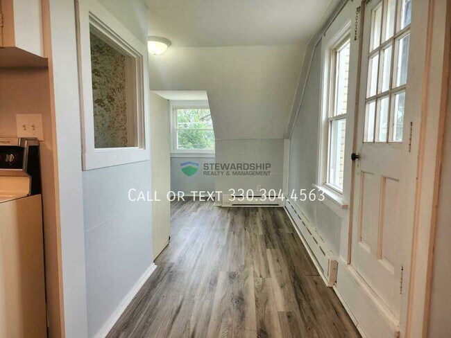 Building Photo - 12990 Lincoln Way W