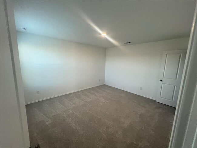 Building Photo - 400 Park Ave