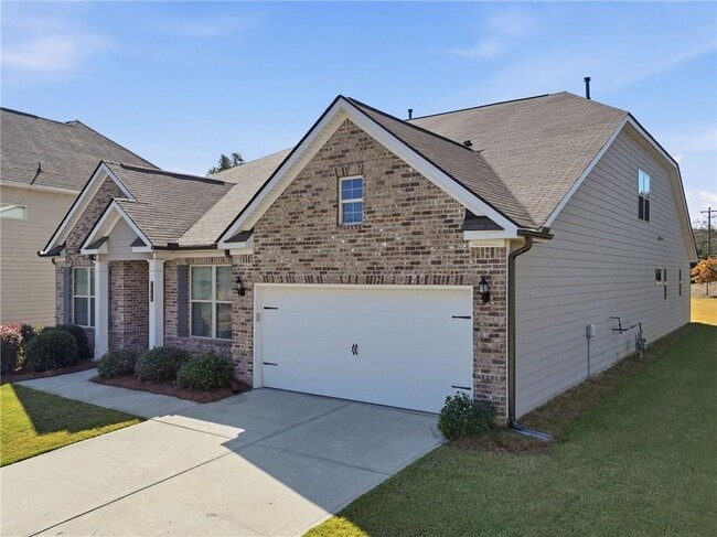 Building Photo - 7040 Ansley Pk Wy