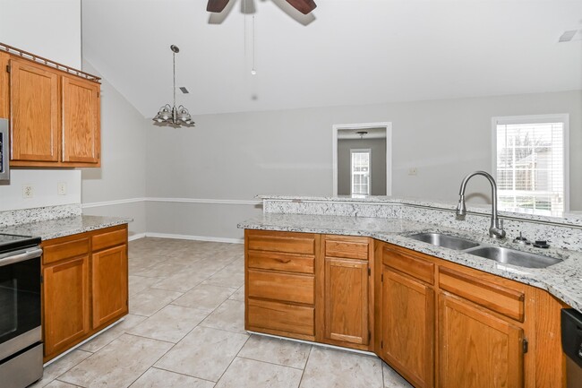Building Photo - 2692 Country Lawn Cove