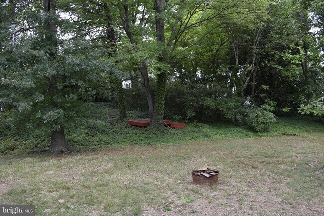 Building Photo - 4500 Franconia Rd