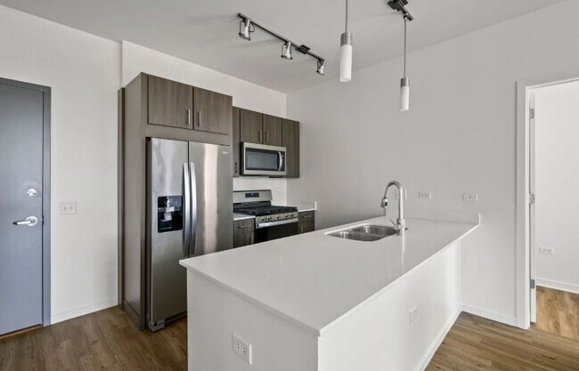 Building Photo - 3740 N Halsted St