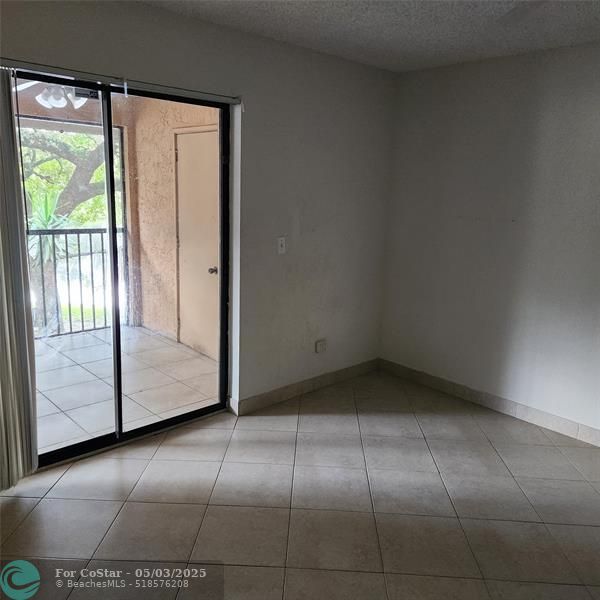 Building Photo - 3634 NW 95th Terrace