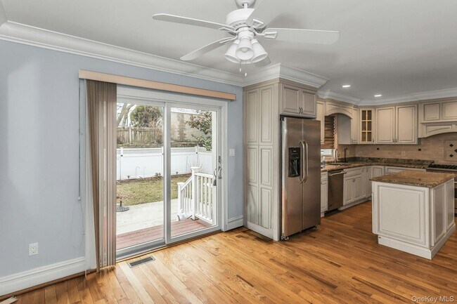 Building Photo - 180 Kensington Rd