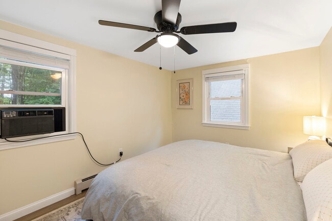 Building Photo - 189 N High St