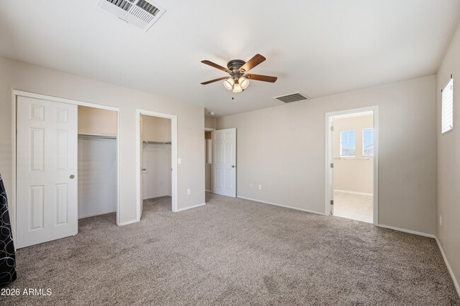 Building Photo - 3014 W Ferruccio Pl