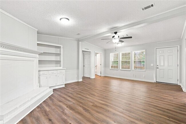 Building Photo - 4980 New Horizon Dr
