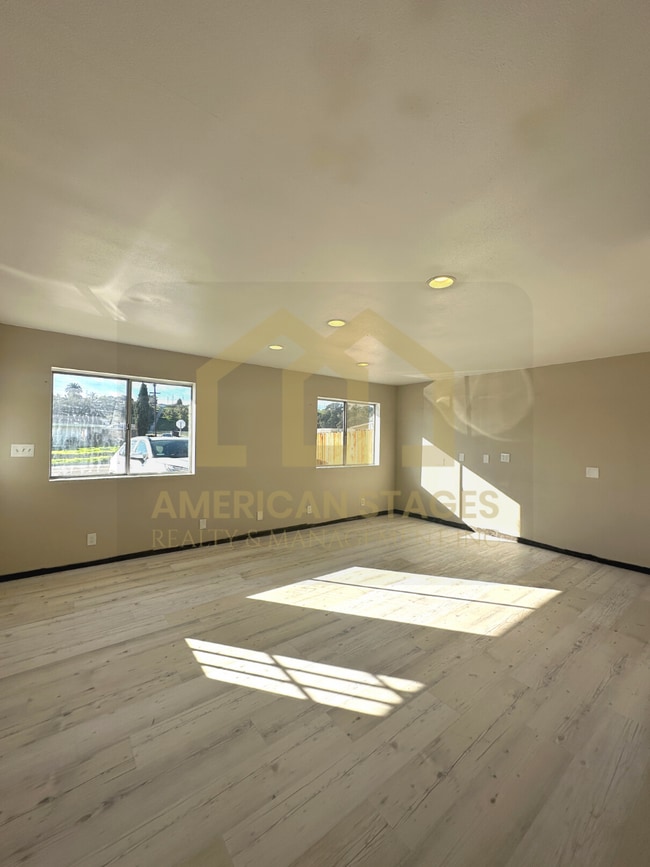 Building Photo - 3692 Via Lato