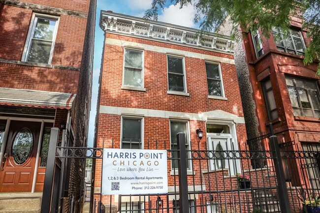 Primary Photo - Harris Point Chicago