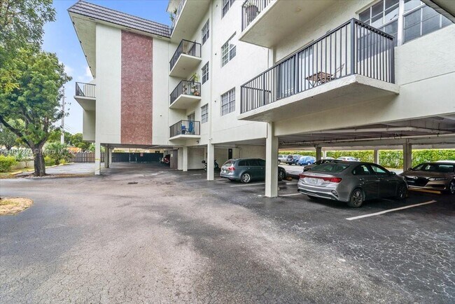 Building Photo - 5731 NW 37th St