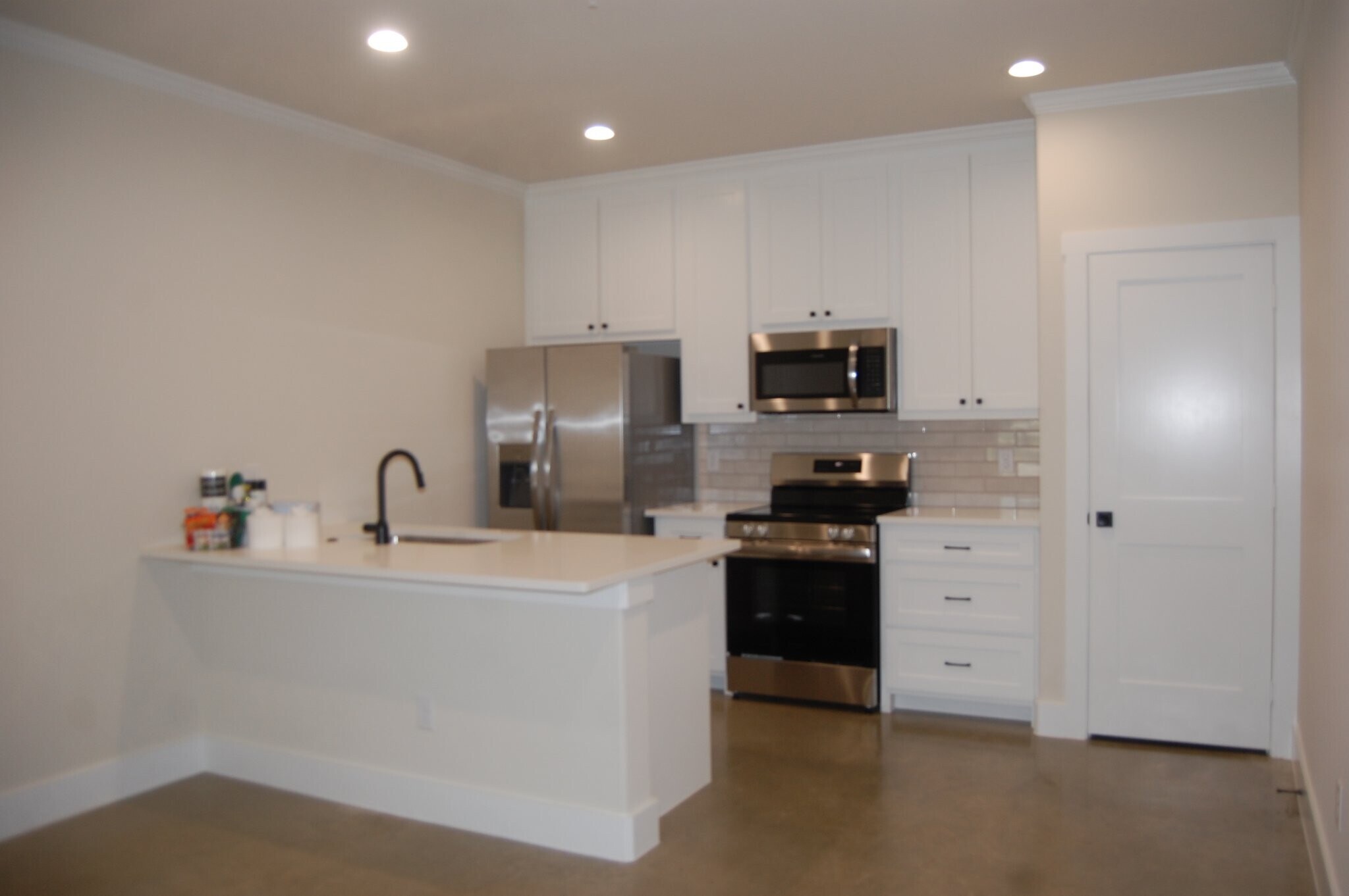 Building Photo - 261 Co Rd 2521