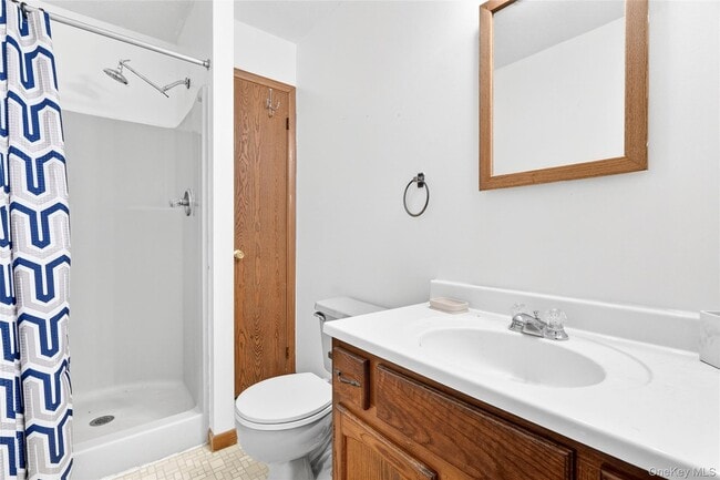 Building Photo - 2 Wayne Ave