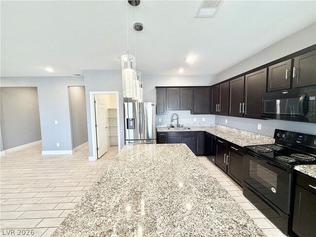 Building Photo - 3682 E Wallowa Dr