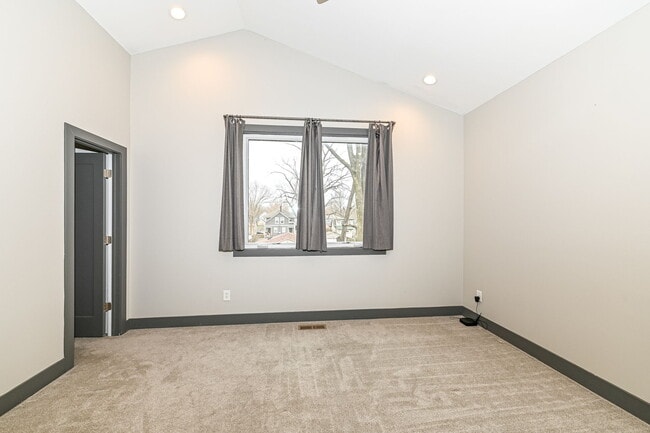 Building Photo - 1515 Olive St