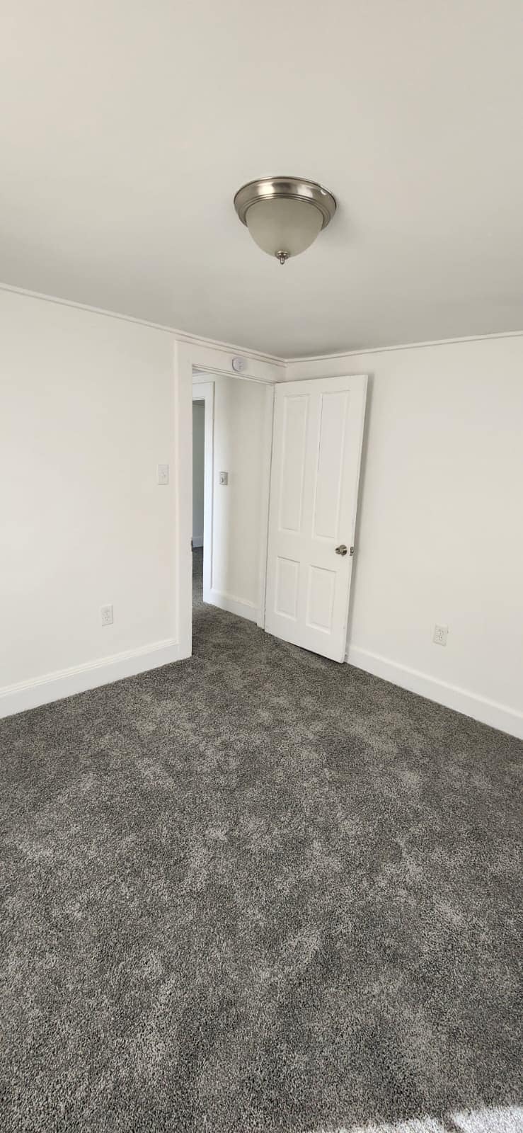 Building Photo - 197 Roosevelt St