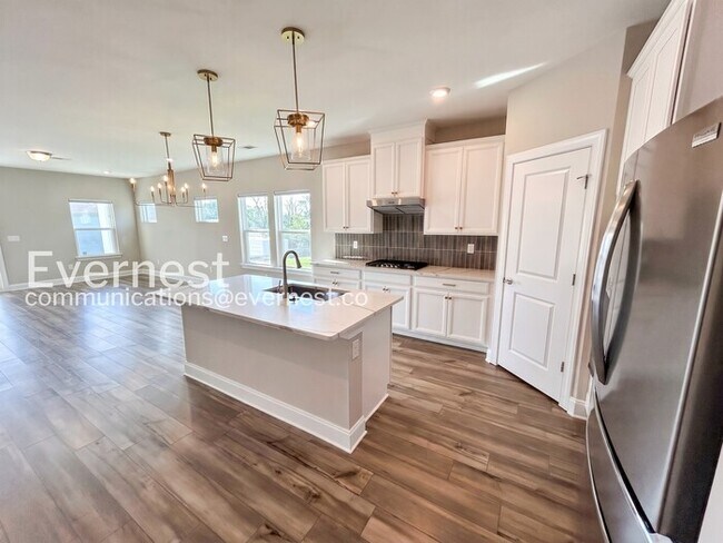 Building Photo - Modern Comfort Meets Community Charm with Garage  / 4 Beds & 3.5 baths / Available Now!