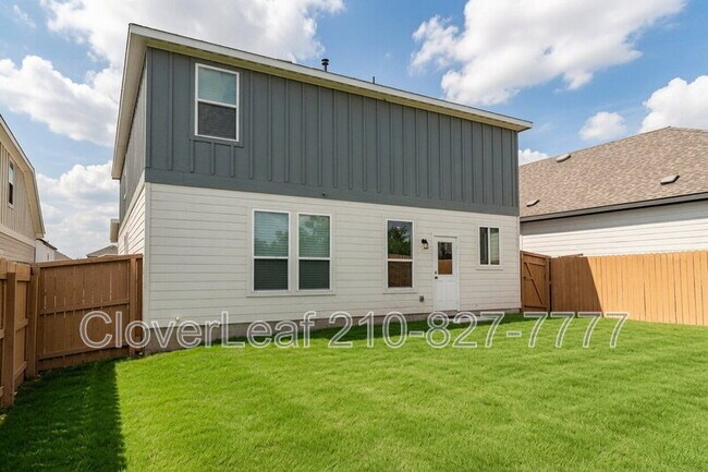Building Photo - 165 Acorn Cir