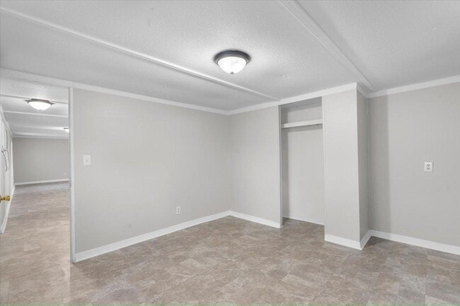 Building Photo - 10166 103rd St